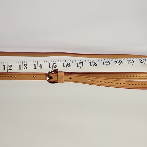 Dooney and Bourke Crossbody purse - Picture 14 of 14